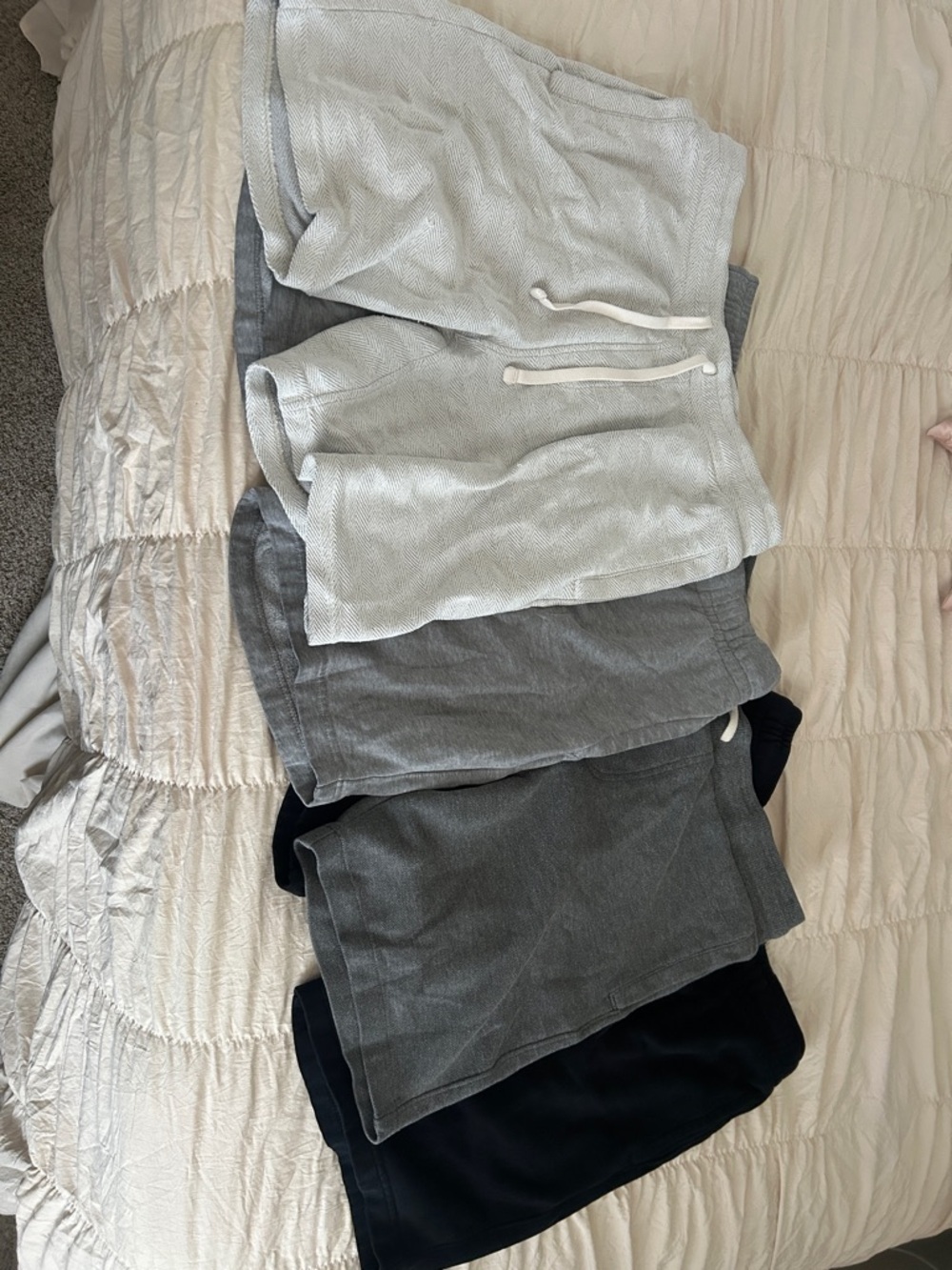 4 Pair of Casual Knit Pull-On Shorts